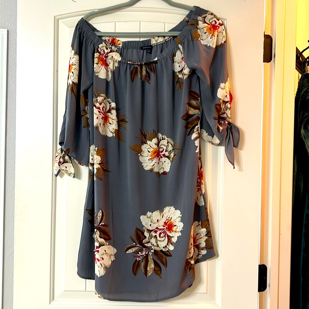 Women’s dress